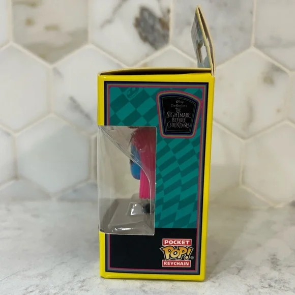 Funko Pocket Pop! Keychain - Sally from Nightmare Before Christmas - Picture 2 of 5